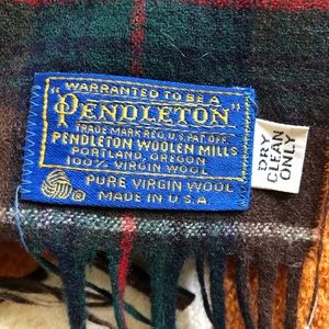 Pendleton Scarf 🧣
